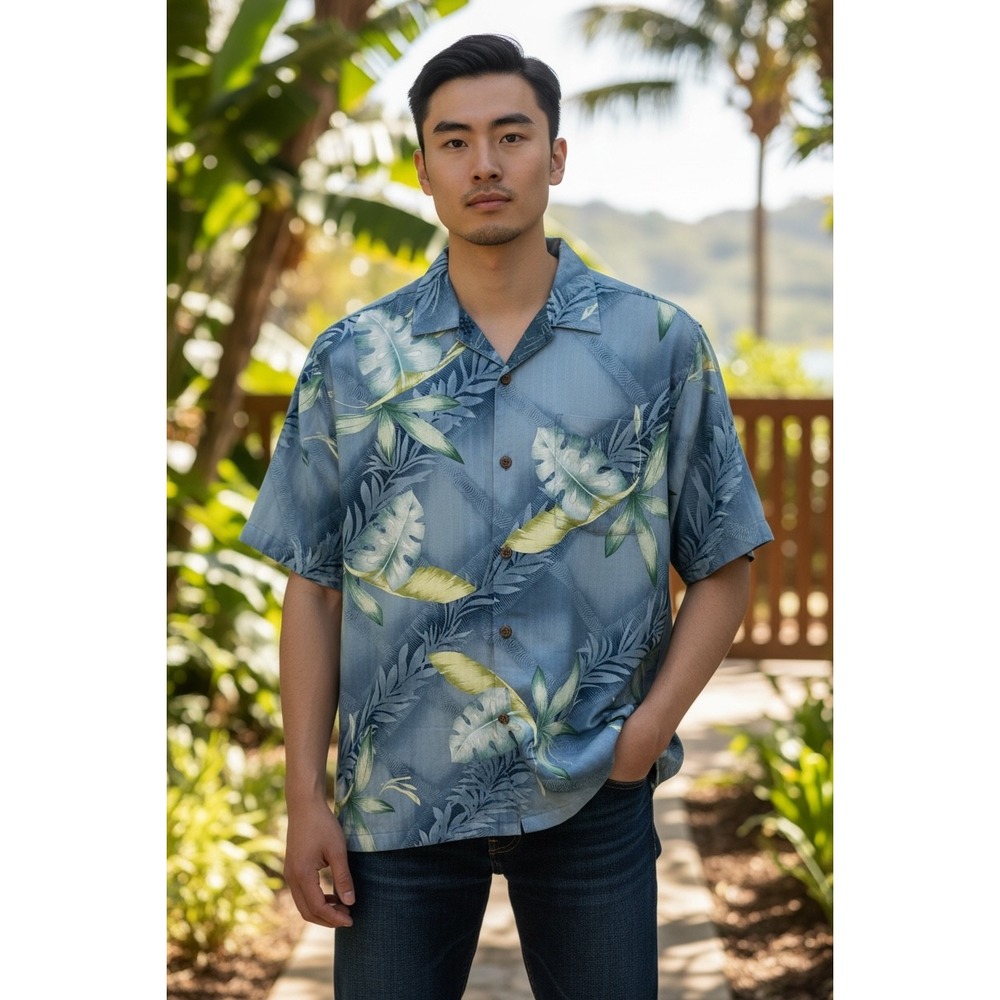 Tommy Bahama Mens Short Sleeve Hawaiian Shirt Blue Tropical Leaf Print Relaxed